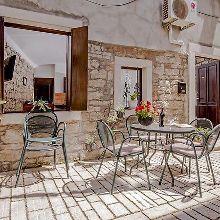 Apartments Taylor Rovinj Ngoại thất bức ảnh