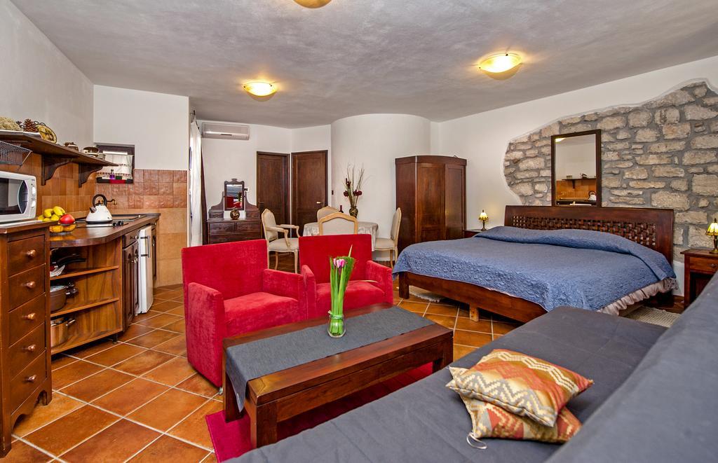 Apartments Taylor Rovinj Ngoại thất bức ảnh